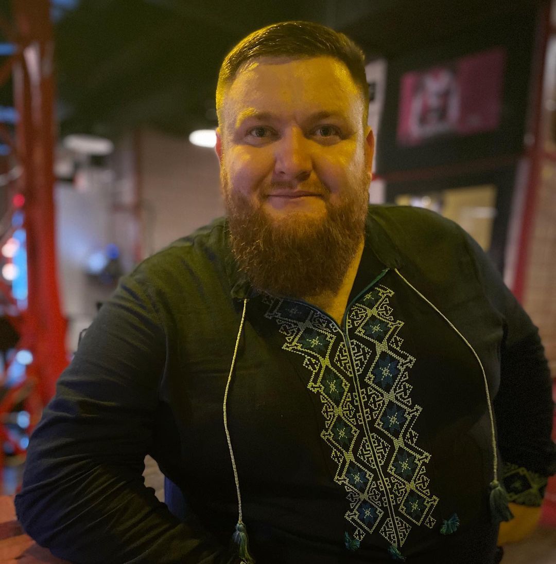 "Де ми бронік такий знайдемо?" Жогло з "Варʼятів" розповів, як проходив комісію в військкоматі